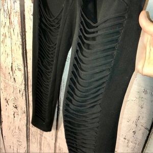 EXPRESS shredded black leggings